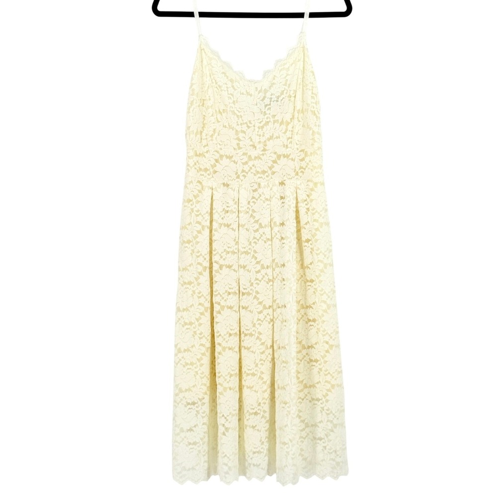 Butter Cream All Over Lace Y2K Sleeveless Midi Feminine Dress Scalloped Size M